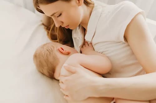 Das Kribbeln in der Brust: Sollte ich pumpen, wenn meine Brüste kribbeln?